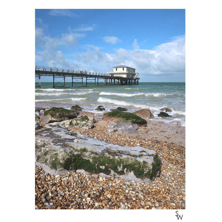 TOTLAND PIER