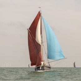 Dawn - full sail