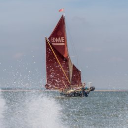 Edme heading to victory.