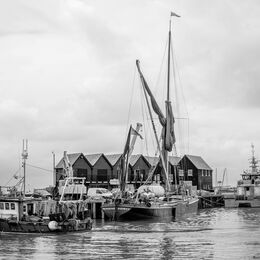 Repetorin the Harbour, Whitstable [mono]