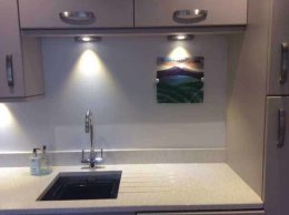 Piece in situ, perfect for a kitchen.
