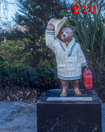 Paddington Bear Cricketer 25