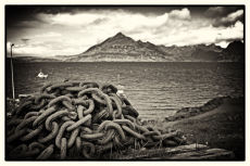 Chains, Elgol.