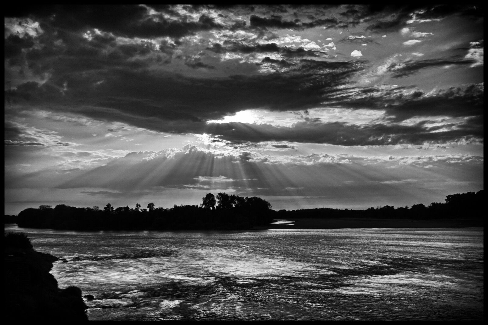 Setting sun over the Loire