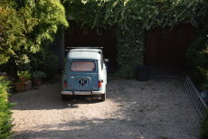 Renault 4.