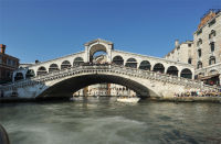 Rialto bridge from the bus.