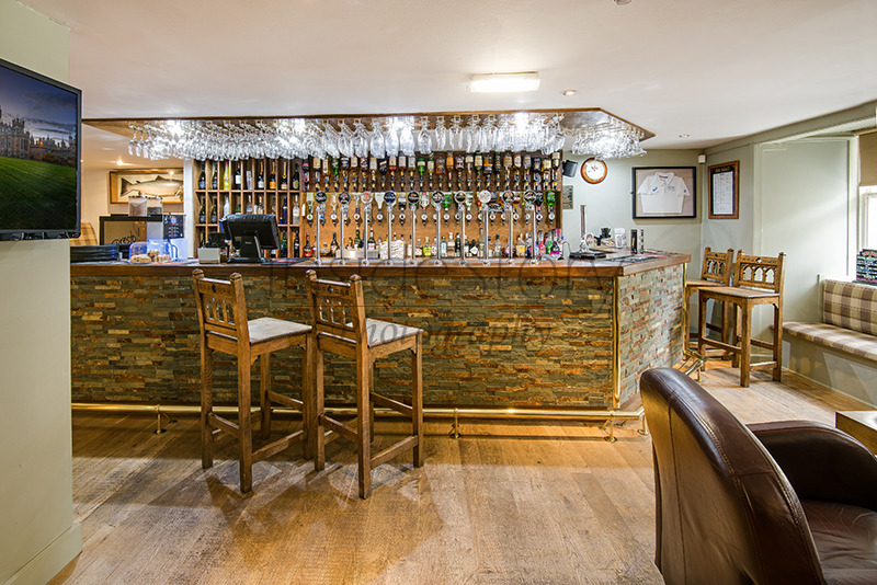 Hotel Bar