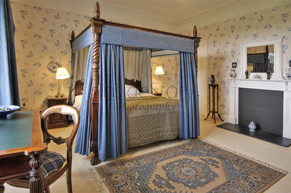 Four Poster Bedroom