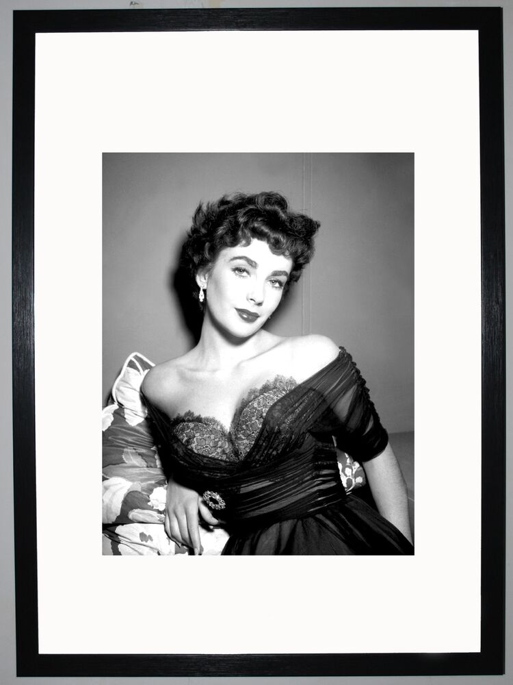 Elizabeth Taylor Framed Art Print by Silver Screen Stars