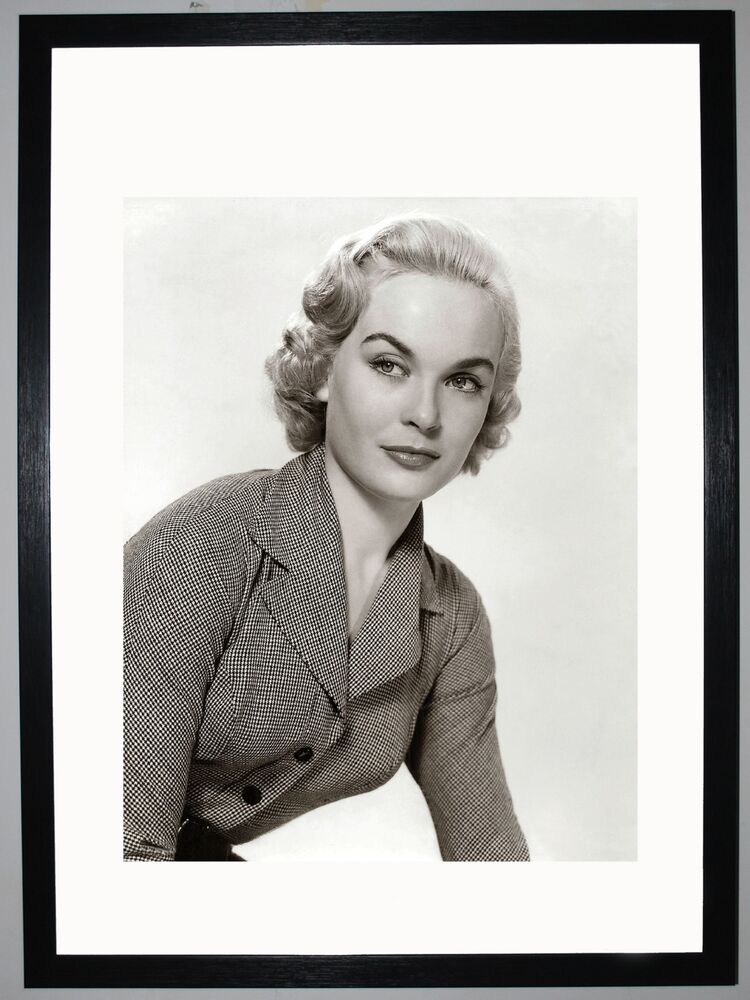 Shirley Eaton Framed Art Print by Silver Screen Stars