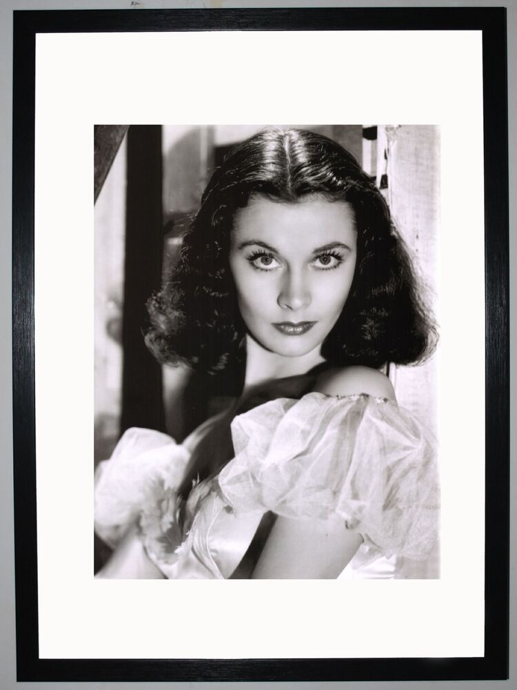 Vivien Leigh Framed Art Print by Silver Screen Stars