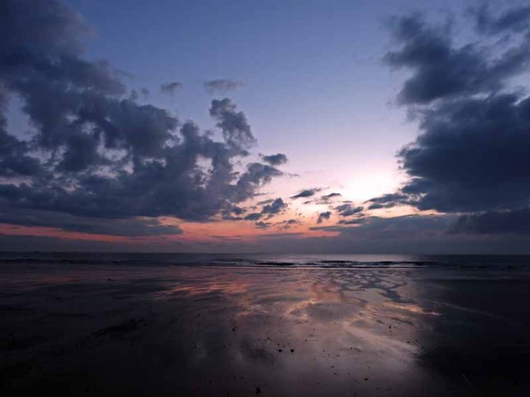 Sunrise at Redcar Beach