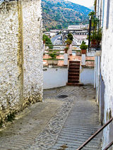 Trevelez Alley