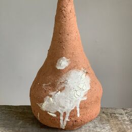 Bottle with porcelain.