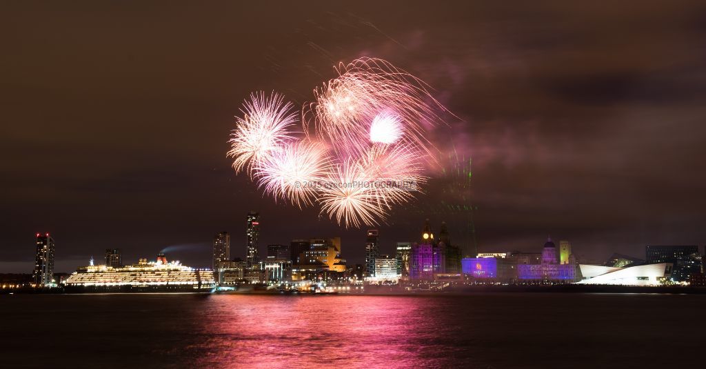 3 Queens Fireworks