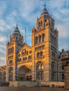 Front face of Natural History Museum