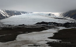 Into the wilderness: Kvíárjökull Glacier.