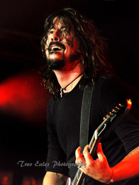Dave Grohl, Foo Fighters.
