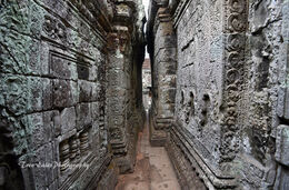 Inside Prah Kahn