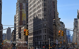 Flatiron Building, 5th Avenue.