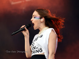 Lauren Mayberry, Chvrches
