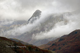 Pinnacle: langdales emerging.