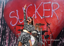 Charlie XCX