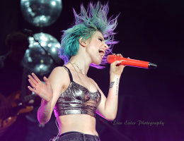 Hayley Williams, Paramore