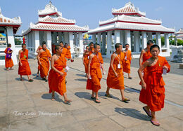 Trainee monks at Wat Arun