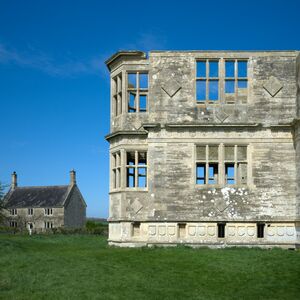 Lyveden New Bield
