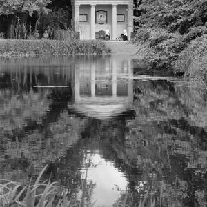 Oval Lake, Althorp House