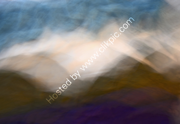 ODE TO THE MOUNTAINS