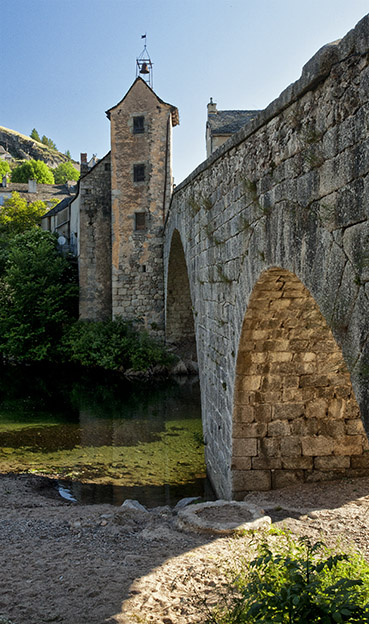 Le Pont