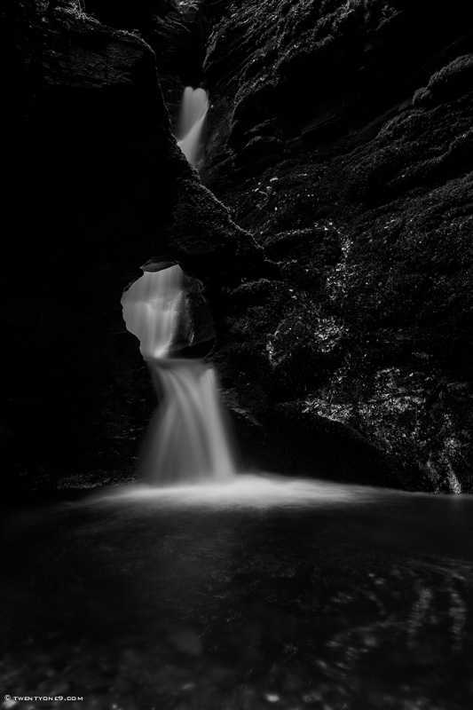 FALL OF DARKNESS