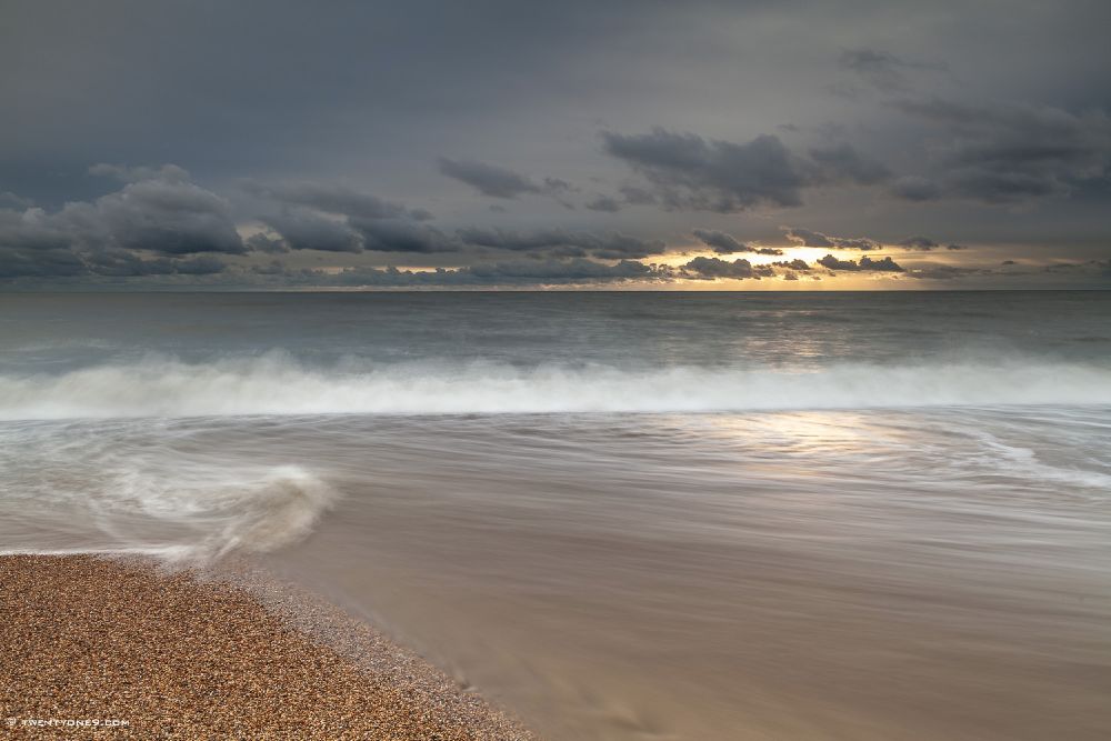 THE SWIRL - Light And Ocean Part II