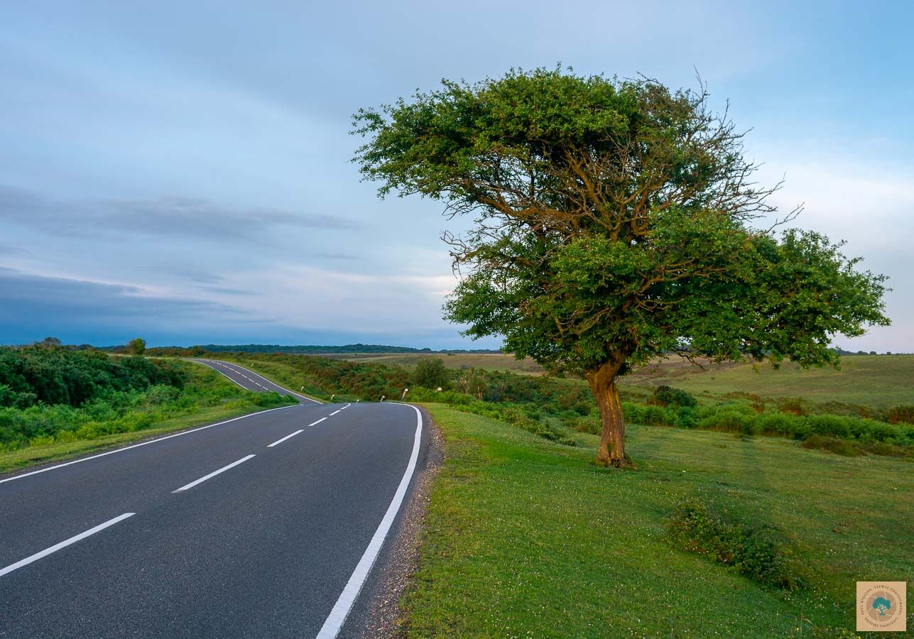 Deadman Hill, Corner