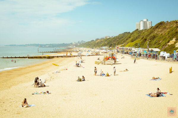 Bournemouth Beach (retro)