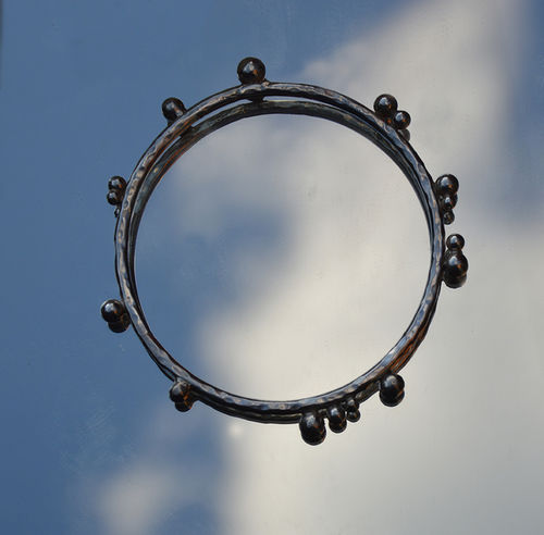 Silver silver bangle with balls!