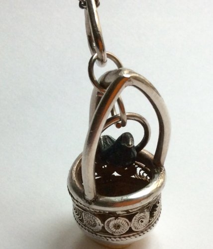 Silver filligree. bird necklace