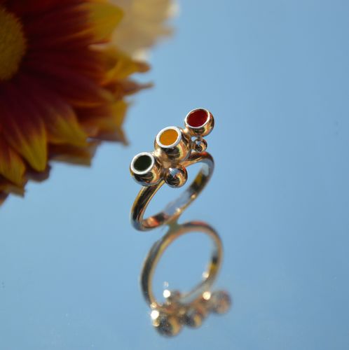 Sterling silver traffic light enamel ring