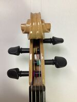 N1 Octave violin pegbox front