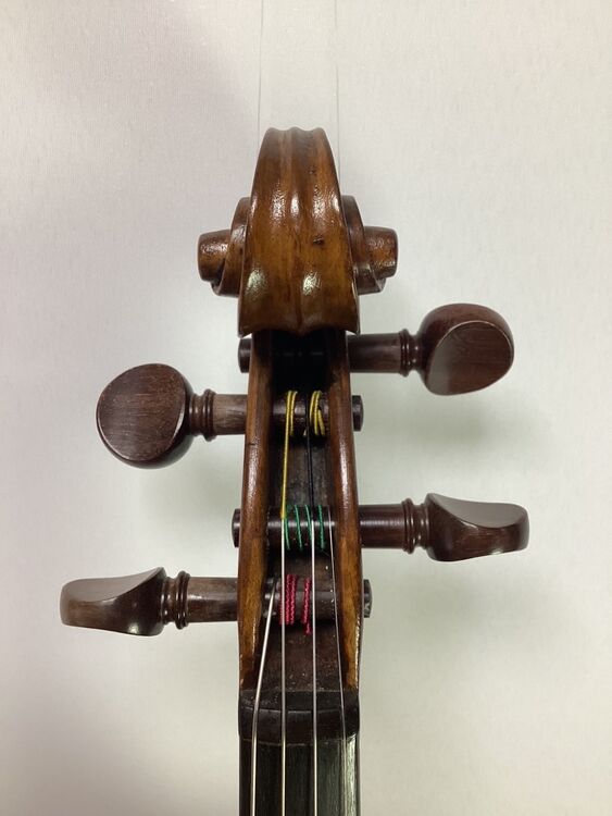 R23 Early 19th cent English pegbox front