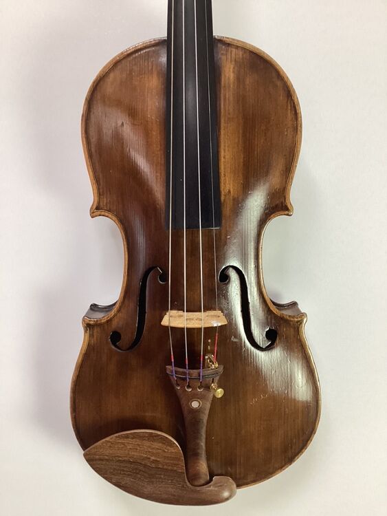 R24 French Remy violin front