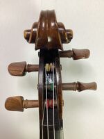 R24 French Remy violin pegbox front