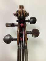 R German violin pegbox front