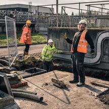 working hard or hardly working (H/C)