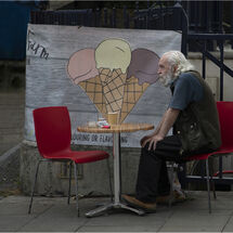 Waiting for icecream (H/C)