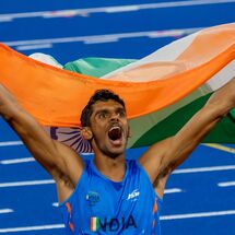 H/C Commonwealth Gold