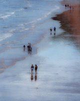 Stroll along the Tideline by Di Tilsley
