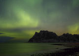 Aurora-over-Mountain